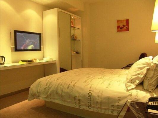 Tomolo Hotels Wuhan Wuzhan