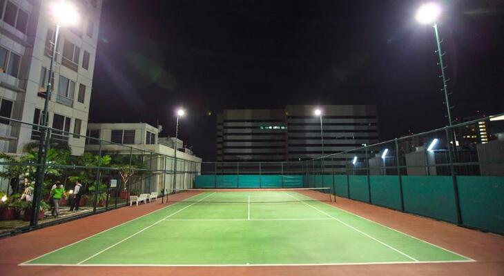 HARRIS Suites FX Sudirman