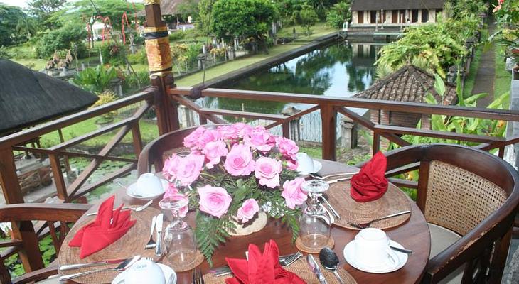 Tirta Ayu Hotel & Restaurant
