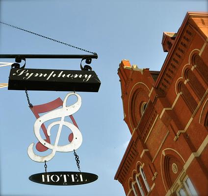 Symphony Hotel