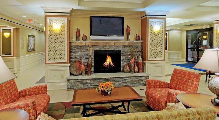 Holiday Inn Express & Suites Albuquerque Midtown, an IHG hotel