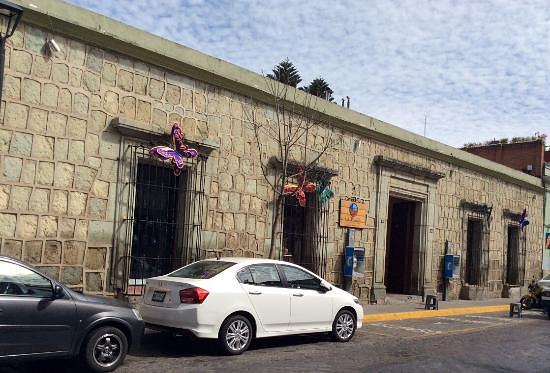 La Plaza Artesanias de Oaxaca y cafe