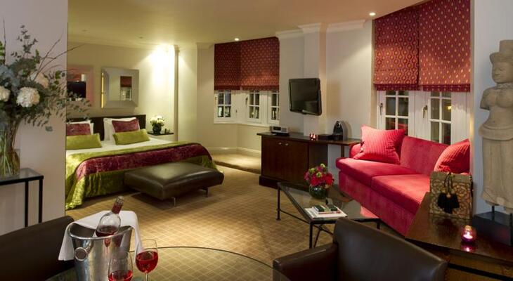 Radisson Blu Edwardian Grafton Hotel, London
