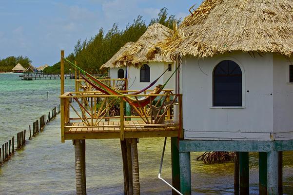 Thatch Caye, A Muy'Ono Resort