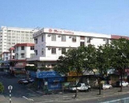 Hotel Holiday
