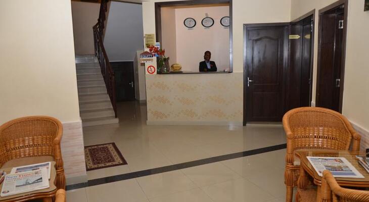 Garr Hotel