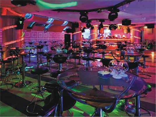 Hotel Que Huong Liberty 1