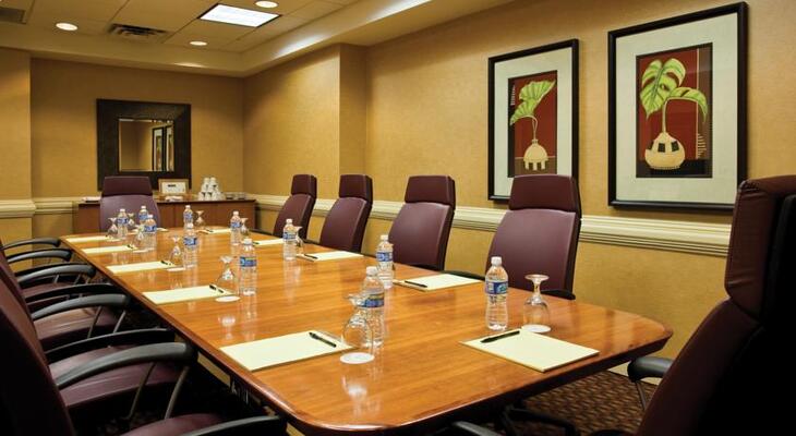 DoubleTree by Hilton Hotel Tallahassee
