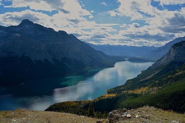 Lake Minnewanka