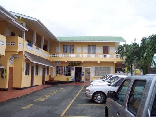 Mike's Holiday Resort