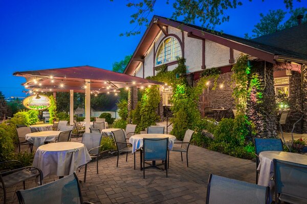 Josephine's Modern American Bistro