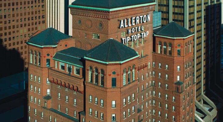Warwick Allerton - Chicago