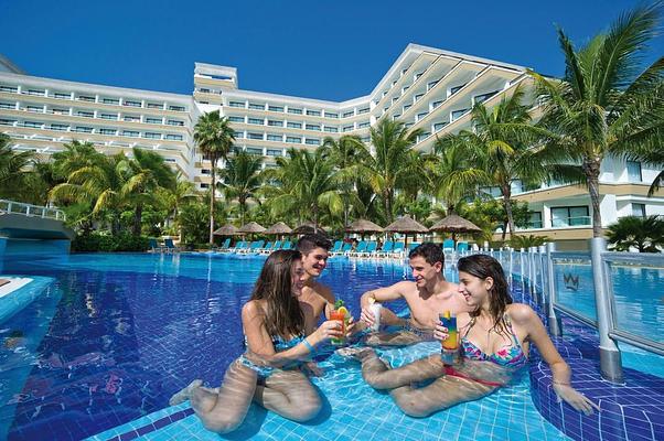 Hotel Riu Caribe