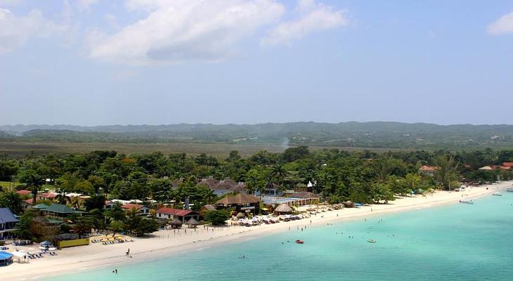 Beachcomber Club