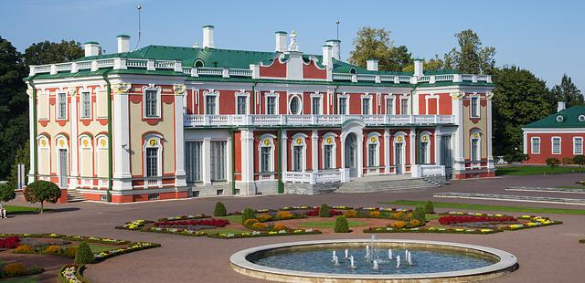 Kadriorg Palace