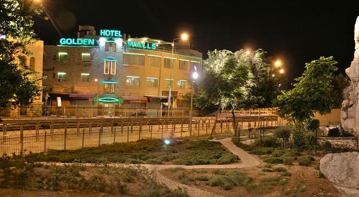 Golden Walls Hotel