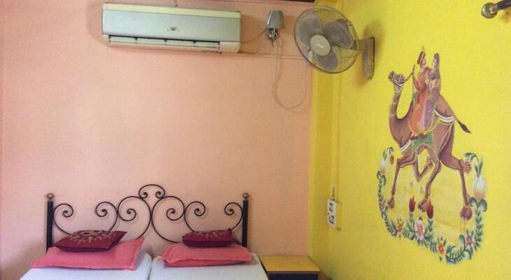 Govind Hotel