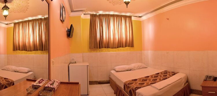 Hotel Ebne-Sina