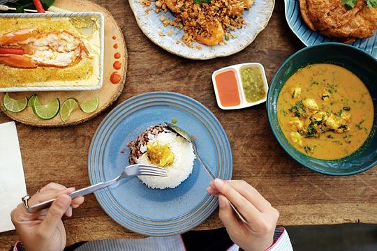 Dining high and low in Southeast Asia: Thailand