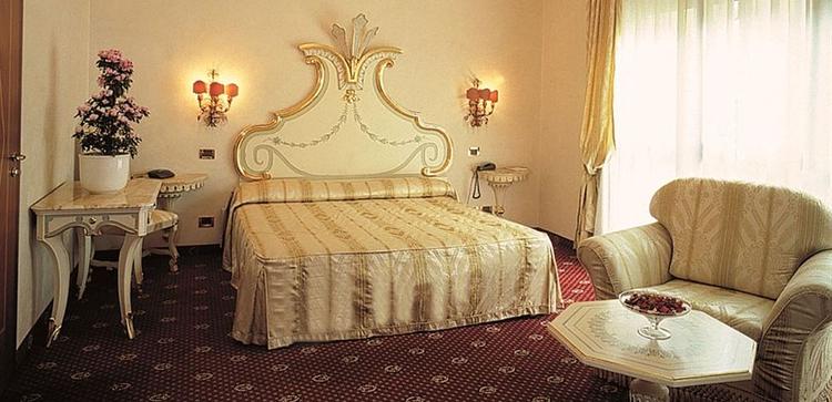 Mercure Parma Stendhal