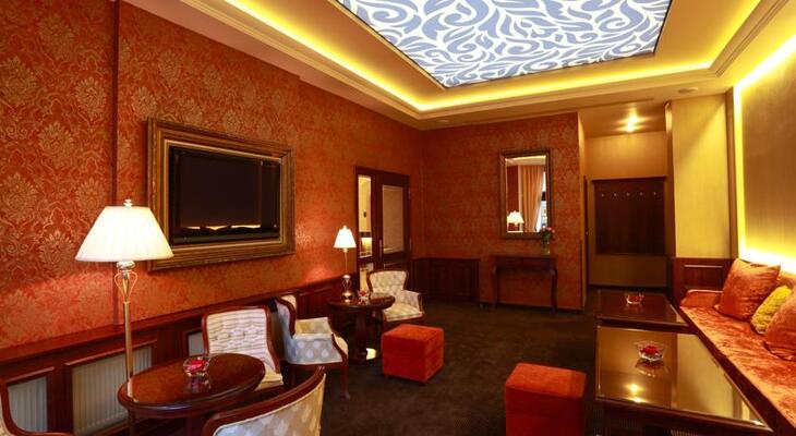 Promenada Hotel