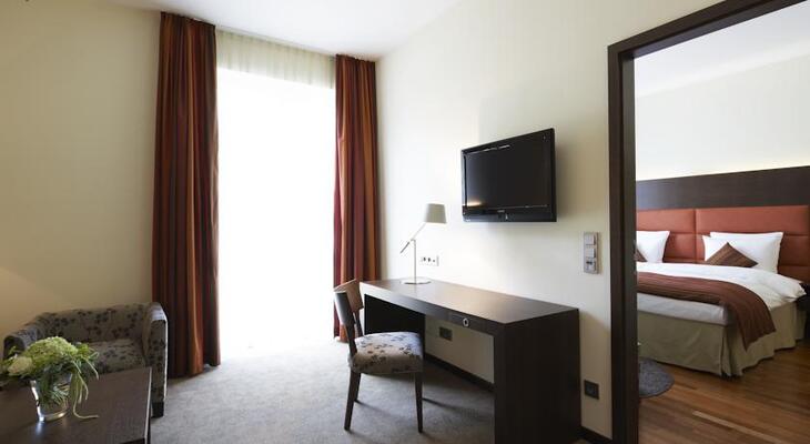 Steigenberger Hotel Treudelberg Hamburg