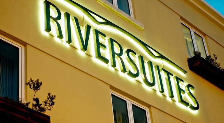 Riversuites
