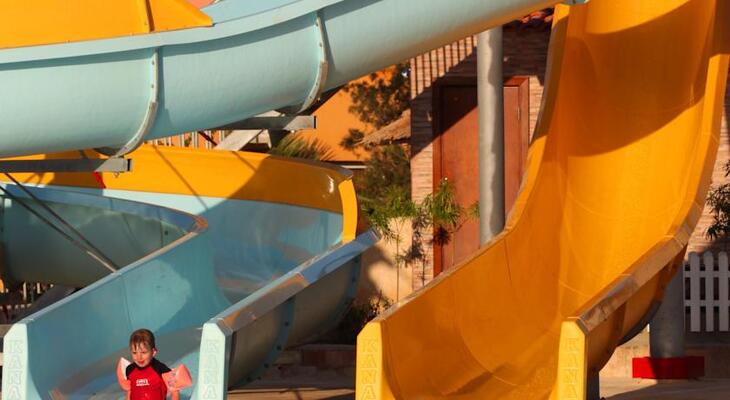 Amwaj Oyoun Resort & Spa