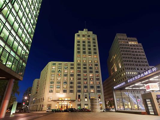 The Ritz-Carlton, Berlin