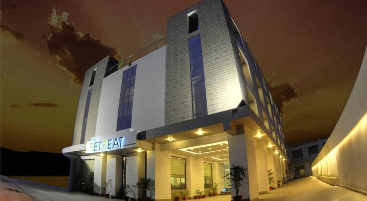 The Retreat Hotel