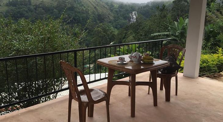 Chamodya Home Stay