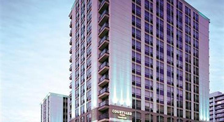 Courtyard by Marriott Toronto Downtown