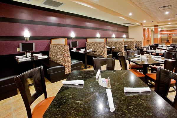 Holiday Inn & Suites Williamsburg-historic Gateway By IHG
