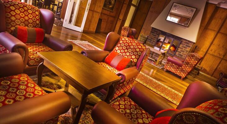 Mercure Canberra