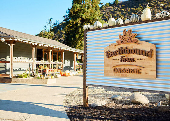 Earthbound Farm's Farm Stand
