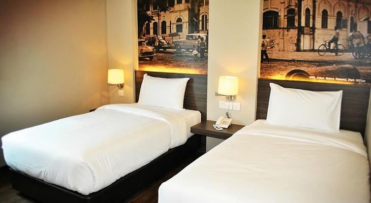 The Grand Jade Hotel
