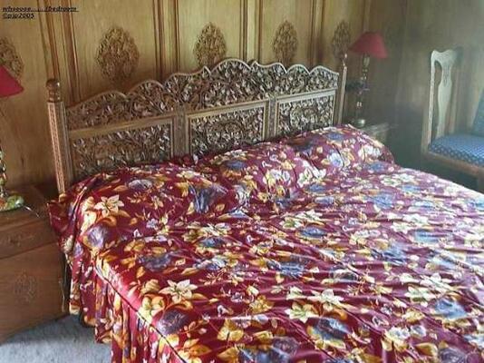 Veena Palace Group of Houseboats