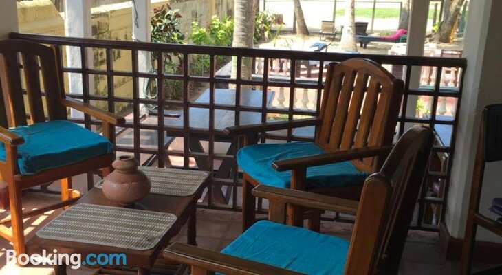 Dephani Beach Hotel