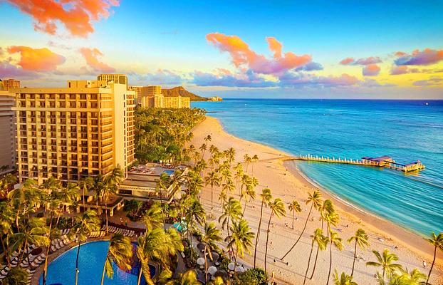 Tropics Restaurant - Picture of Hilton Hawaiian Village Waikiki Beach  Resort, Oahu - Tripadvisor