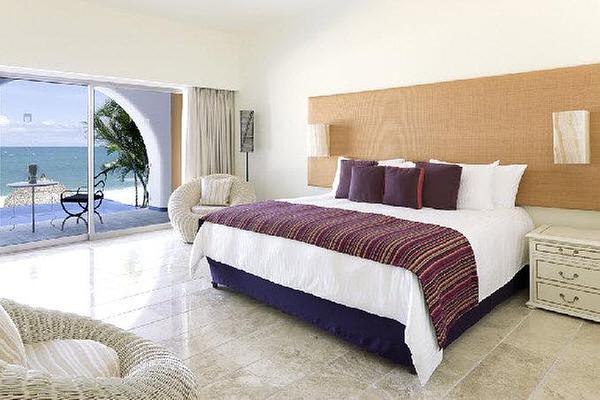 Camino Real Zaashila Huatulco