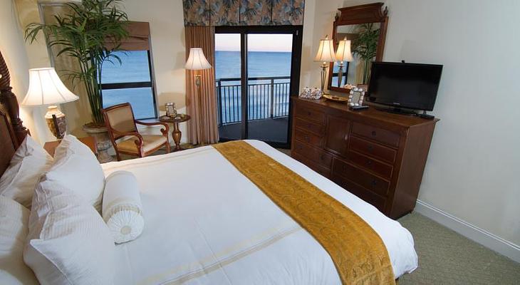 Island Vista Oceanfront Resort