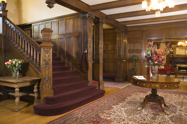 Shafer Baillie Mansion Bed and Breakfast