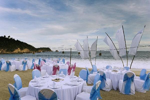 Camino Real Zaashila Huatulco