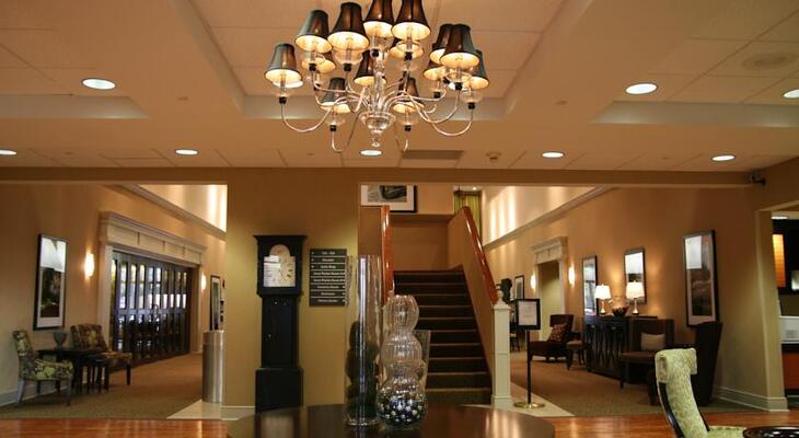 Hampton Inn & Suites Memphis East