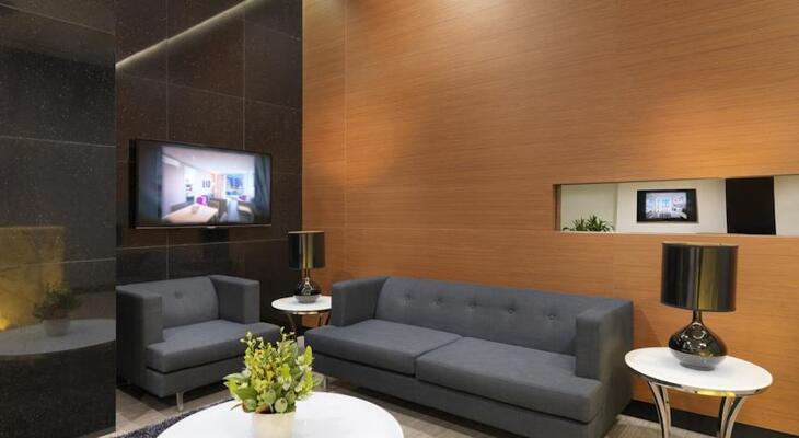 Meriton Suites Pitt Street, Sydney