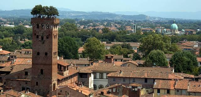 Torre Guinigi