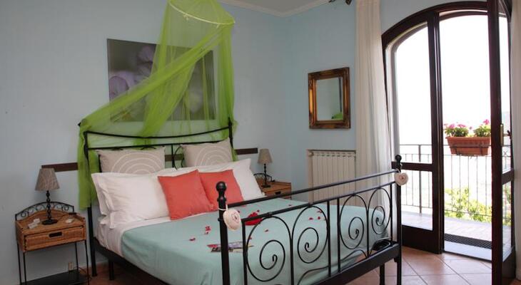 Villa Monica B&b