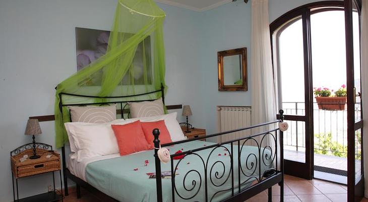 Villa Monica B&b