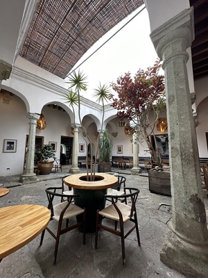 Cafe Brujula