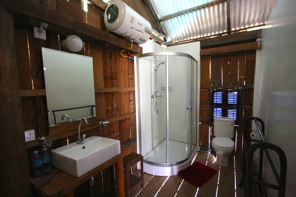 Champa Lodge